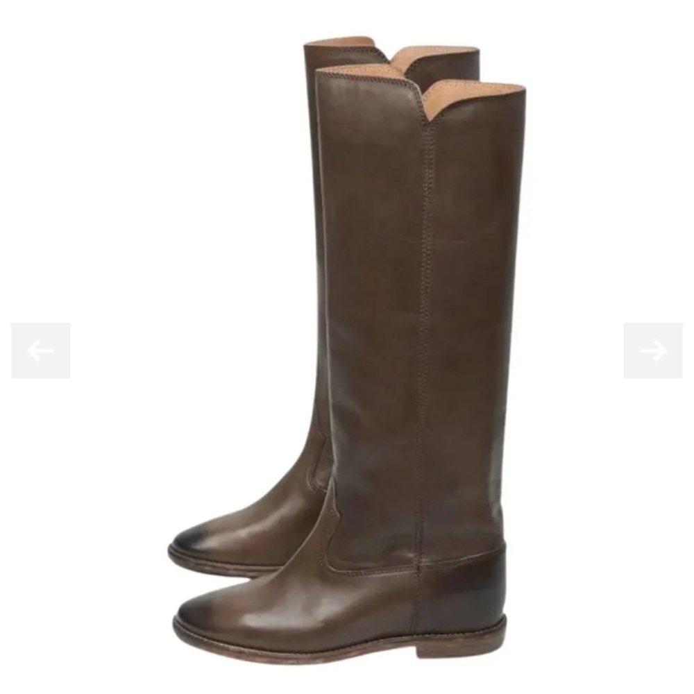Size 39, brown Chess Isabel Marant leather boots with hidden platform.